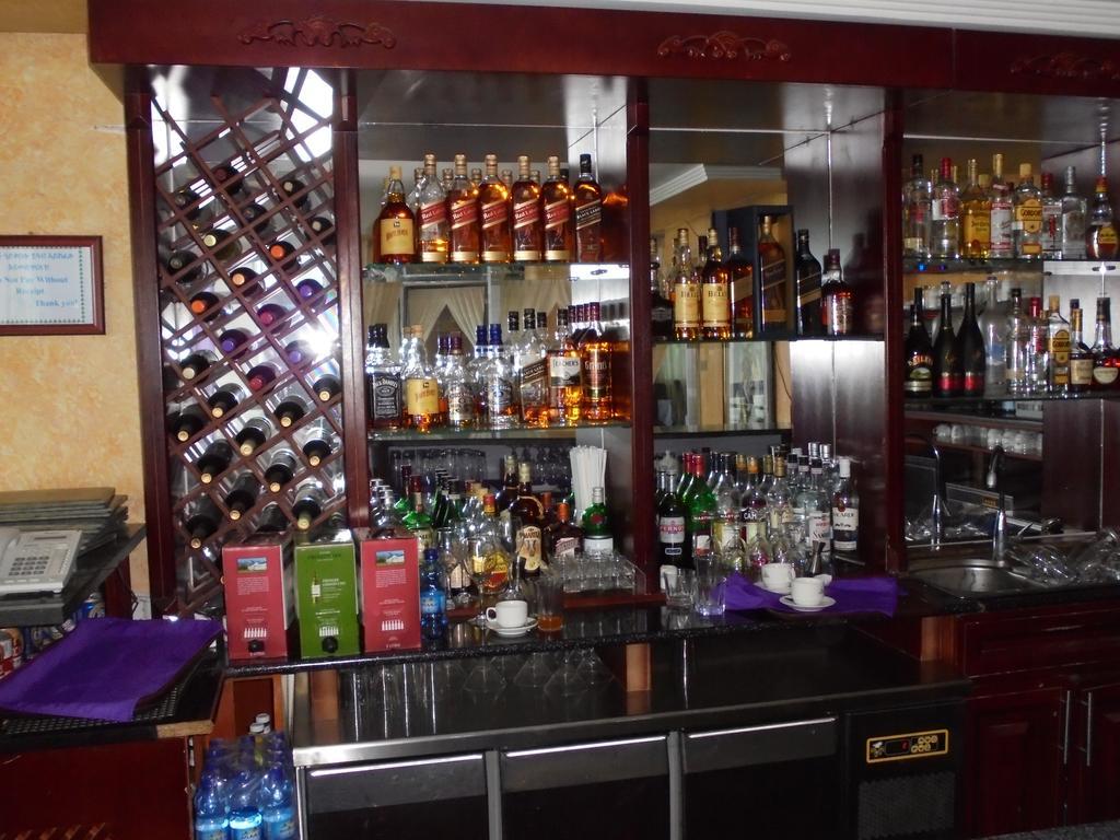 אדיס אבבה Aphrodite International Hotel מראה חיצוני תמונה