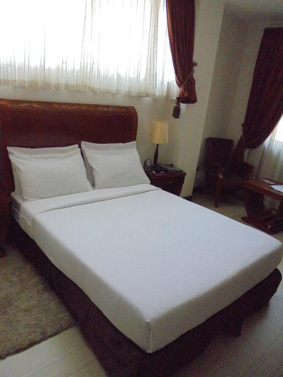 אדיס אבבה Aphrodite International Hotel מראה חיצוני תמונה