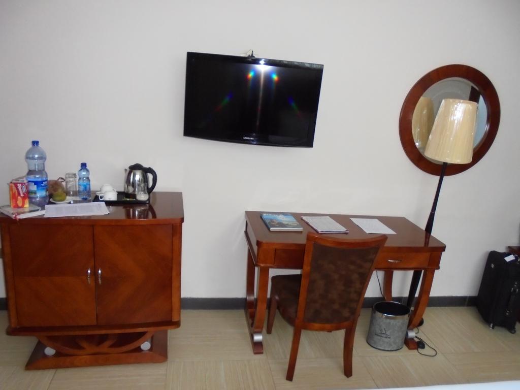 אדיס אבבה Aphrodite International Hotel מראה חיצוני תמונה