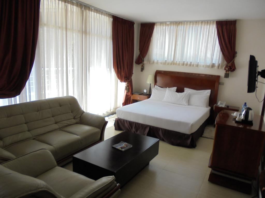 אדיס אבבה Aphrodite International Hotel מראה חיצוני תמונה