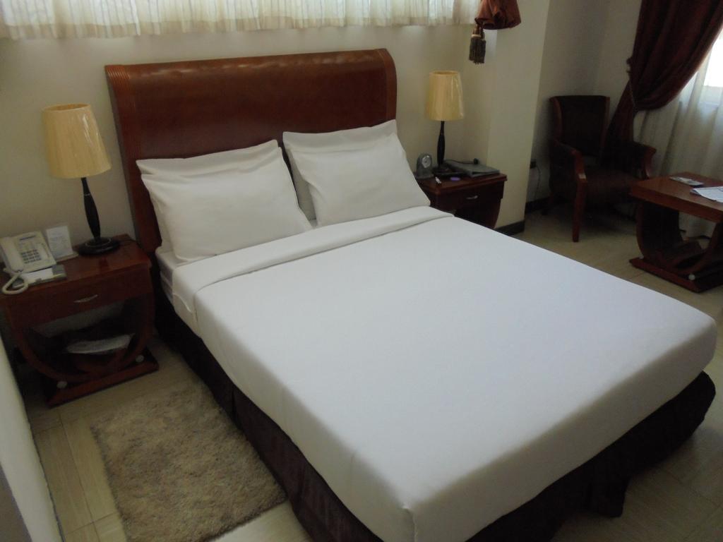 אדיס אבבה Aphrodite International Hotel מראה חיצוני תמונה