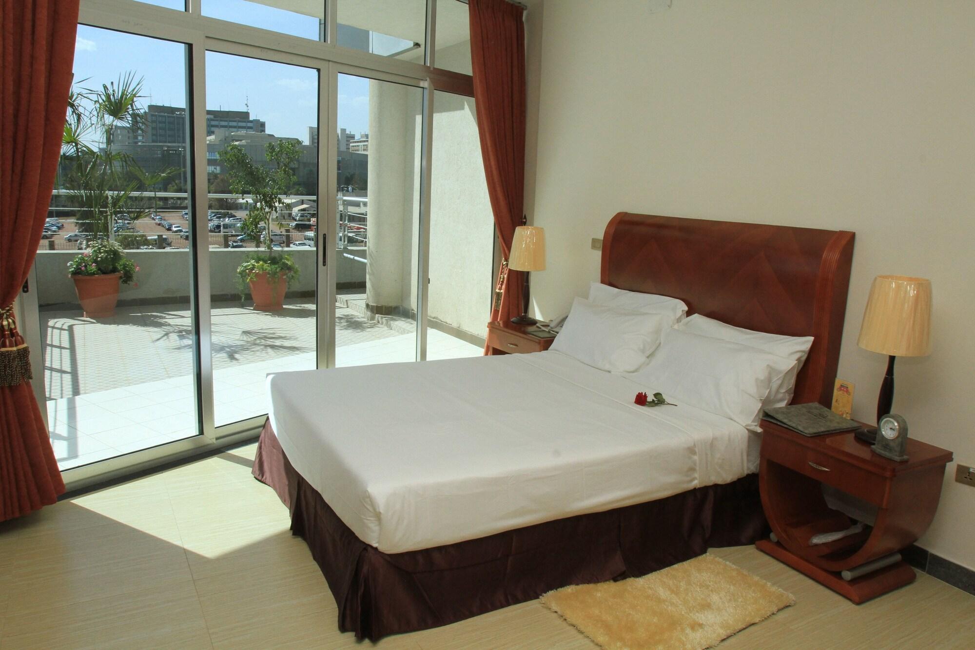 אדיס אבבה Aphrodite International Hotel מראה חיצוני תמונה