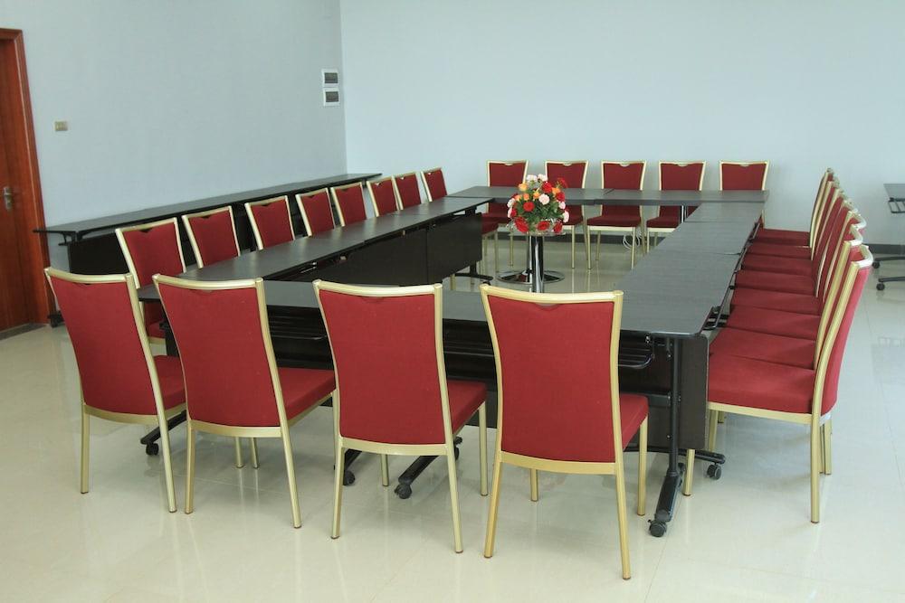אדיס אבבה Aphrodite International Hotel מראה חיצוני תמונה