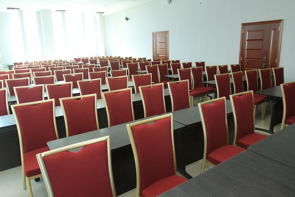 אדיס אבבה Aphrodite International Hotel מראה חיצוני תמונה